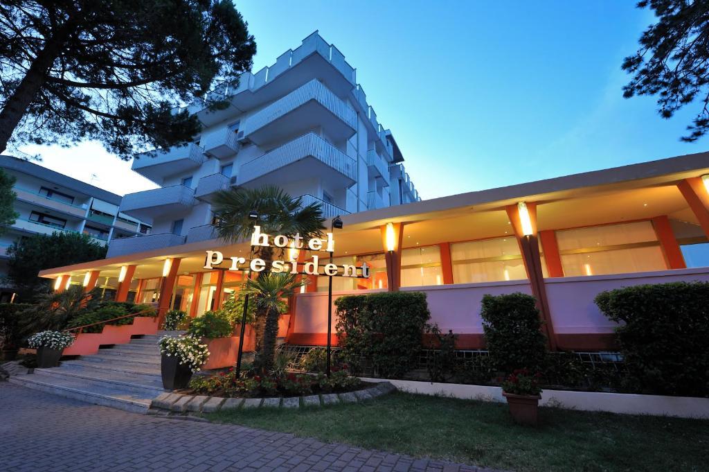 Hotel President Bibione Exterior foto